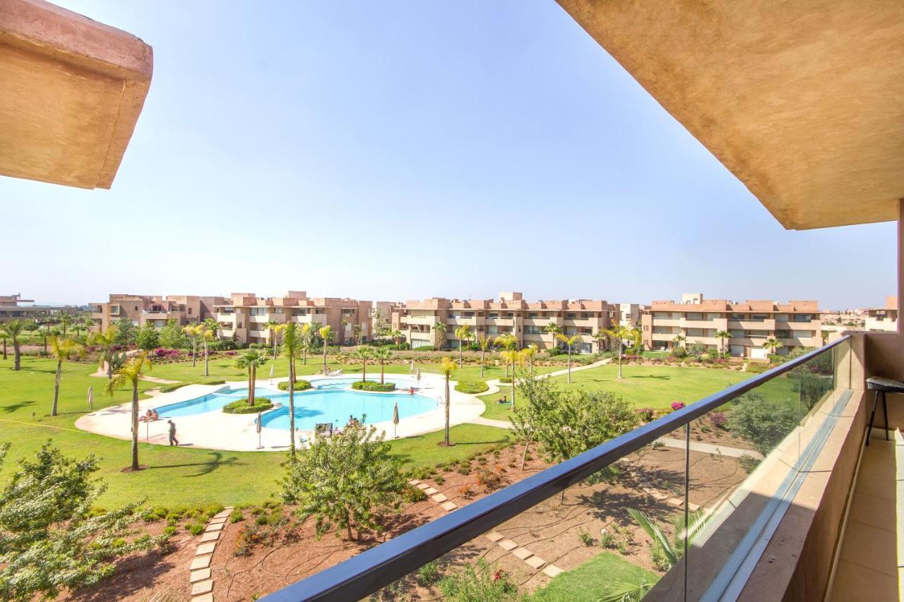 Lumineux Et Vue Degagee Sur Piscine A Prestigia Apartment Маракеш Екстериор снимка
